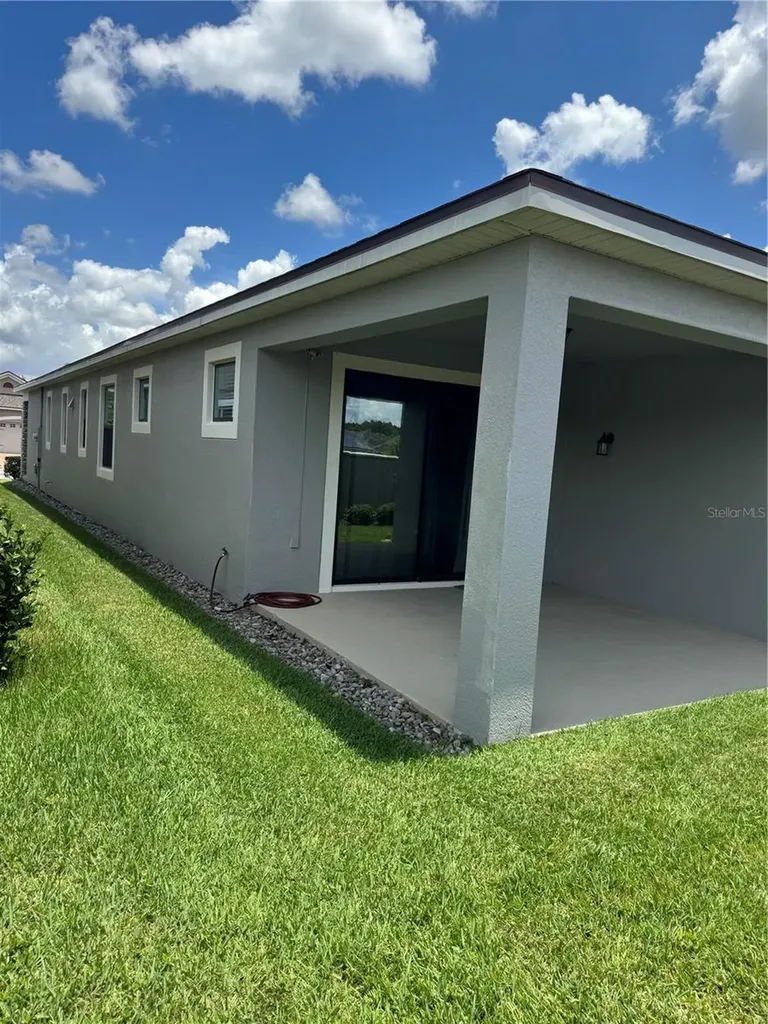 2514 Nouveau Way Kissimmee FL 34741