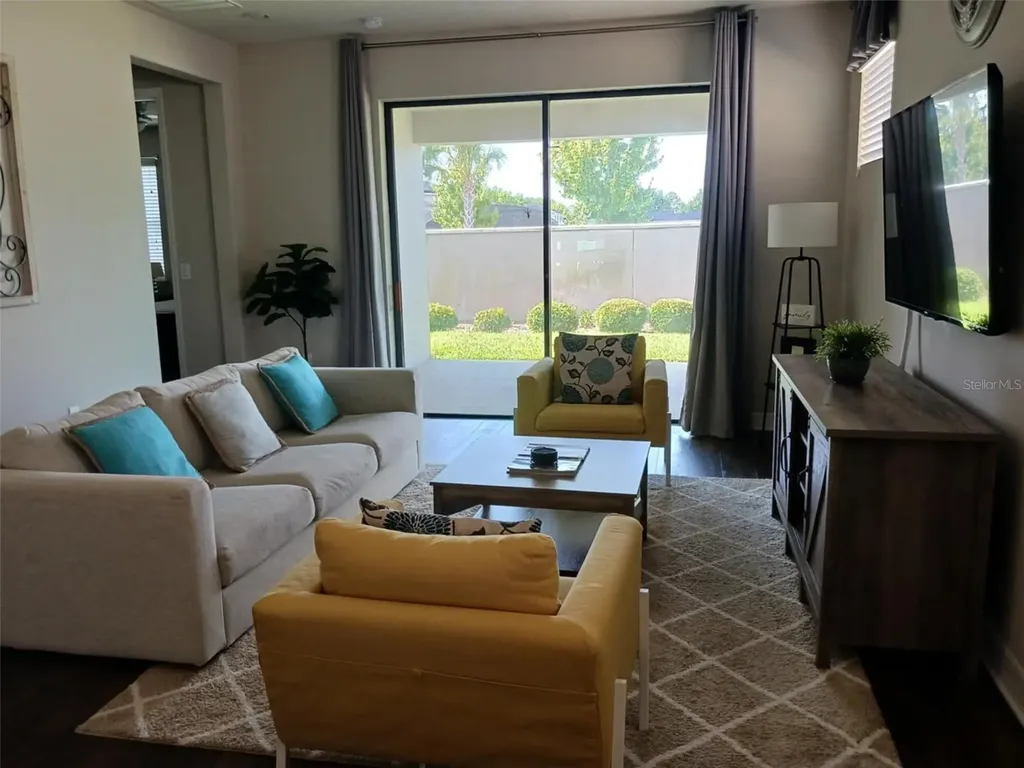 2514 Nouveau Way Kissimmee FL 34741