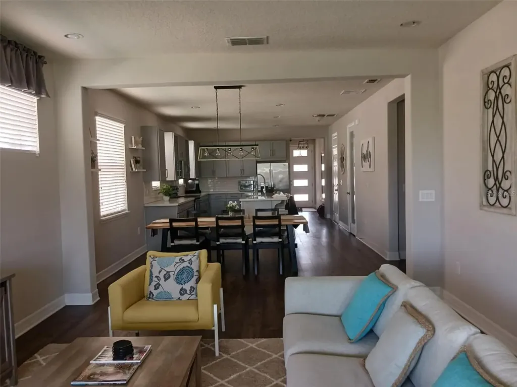 2514 Nouveau Way Kissimmee FL 34741