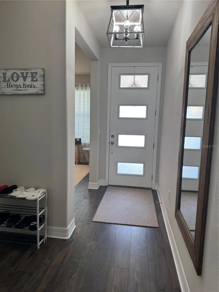 2514 Nouveau Way Kissimmee FL 34741