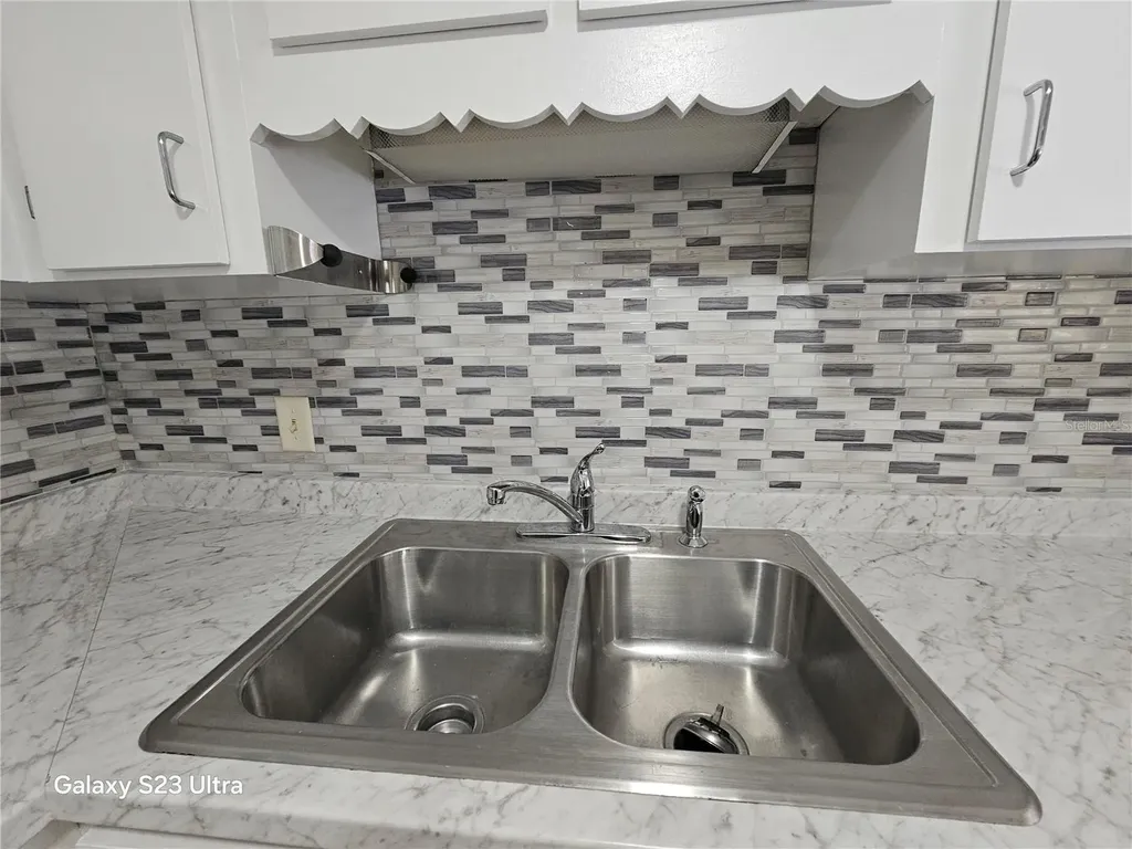 2466 Ecuadorian Way Clearwater FL 33763