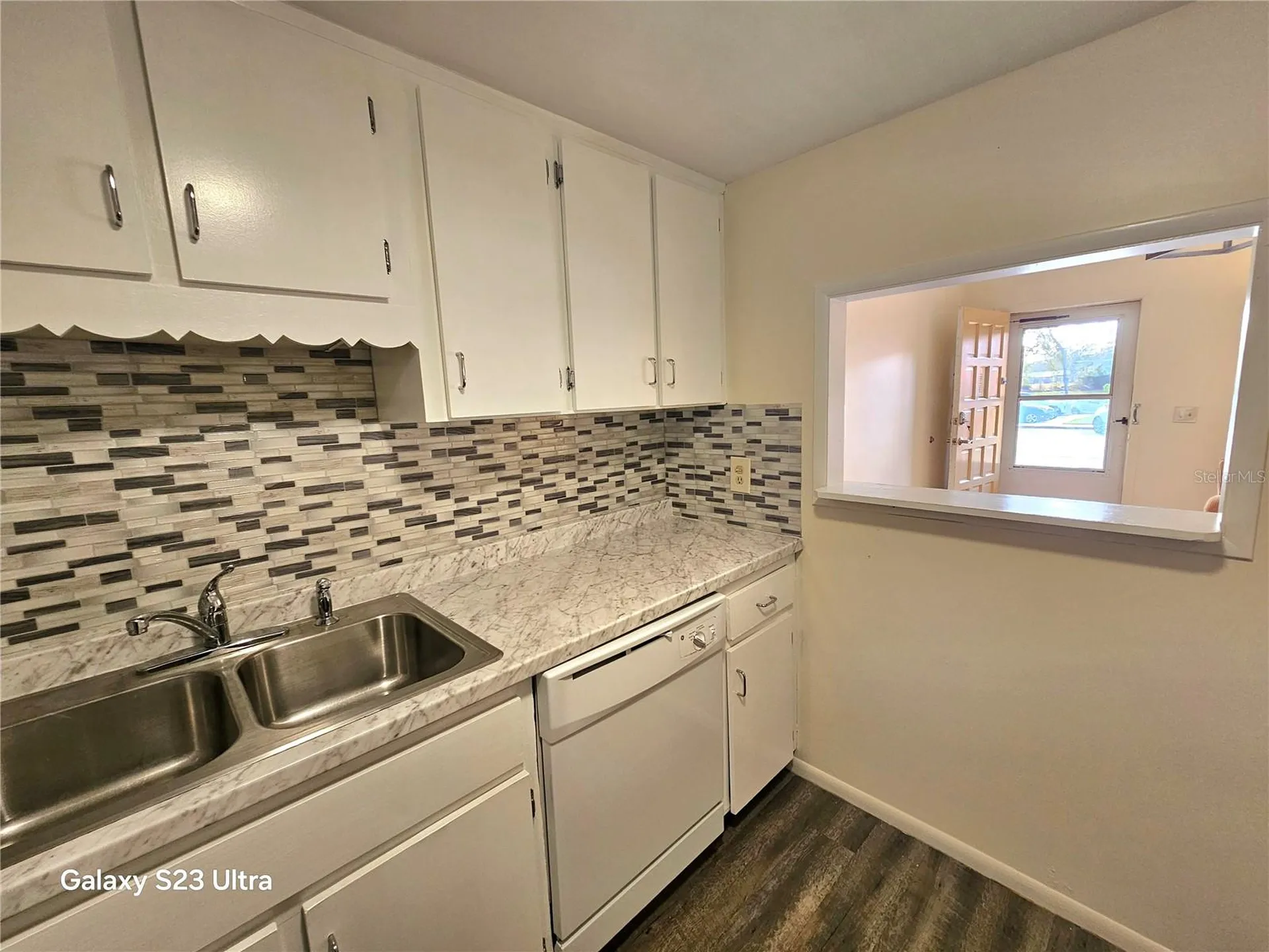 2466 Ecuadorian Way Clearwater FL 33763