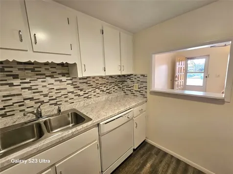 2466 Ecuadorian Way Clearwater FL 33763