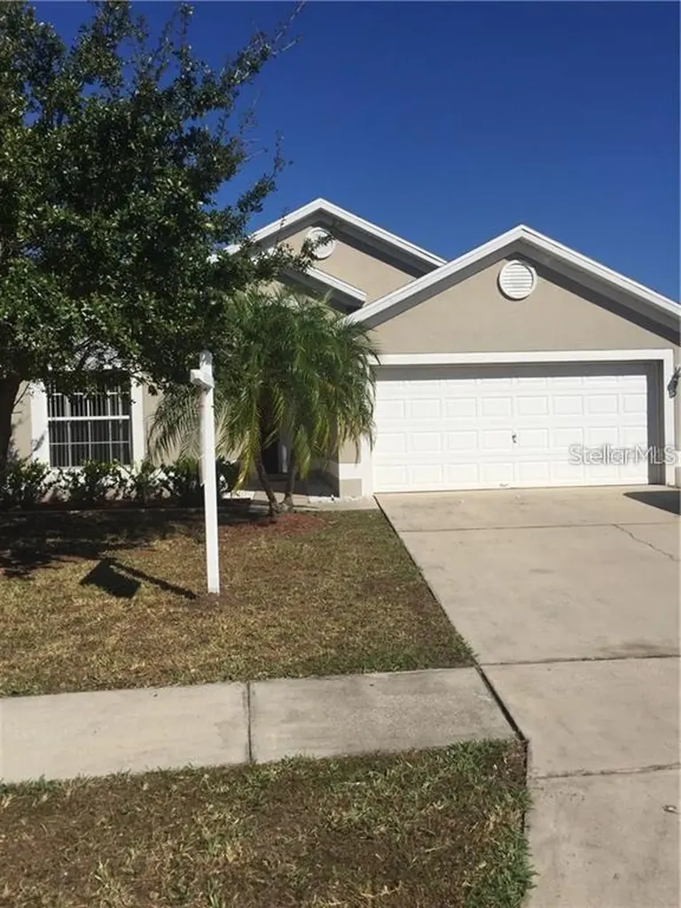 4055 Sunny Day Way Kissimmee FL 34744