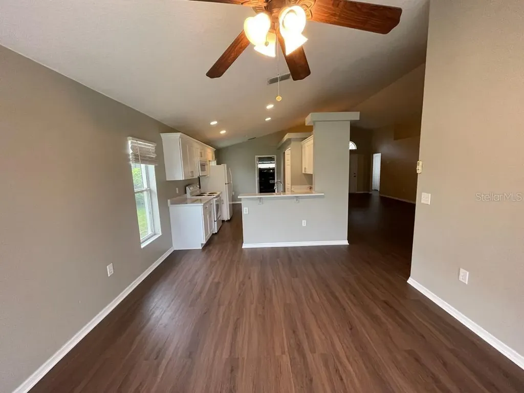 4055 Sunny Day Way Kissimmee FL 34744