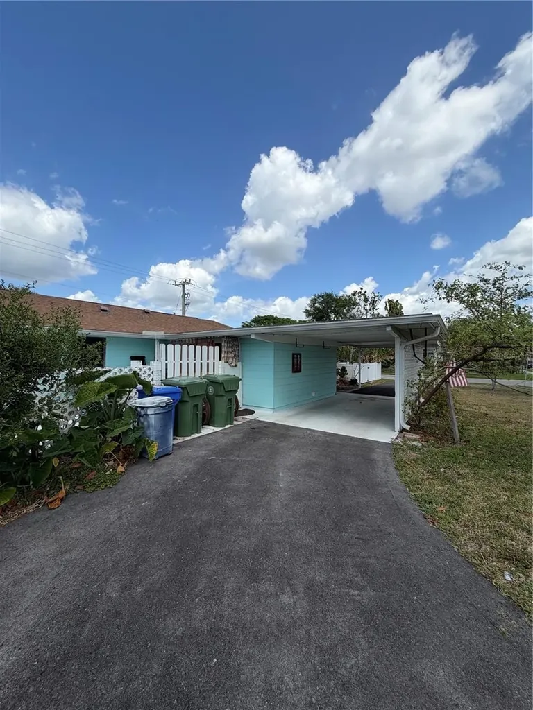 3202 21st Avenue W Bradenton FL 34205