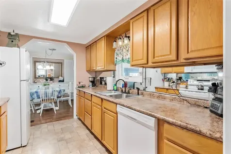 2470 Karen Drive Mount Dora FL 32757