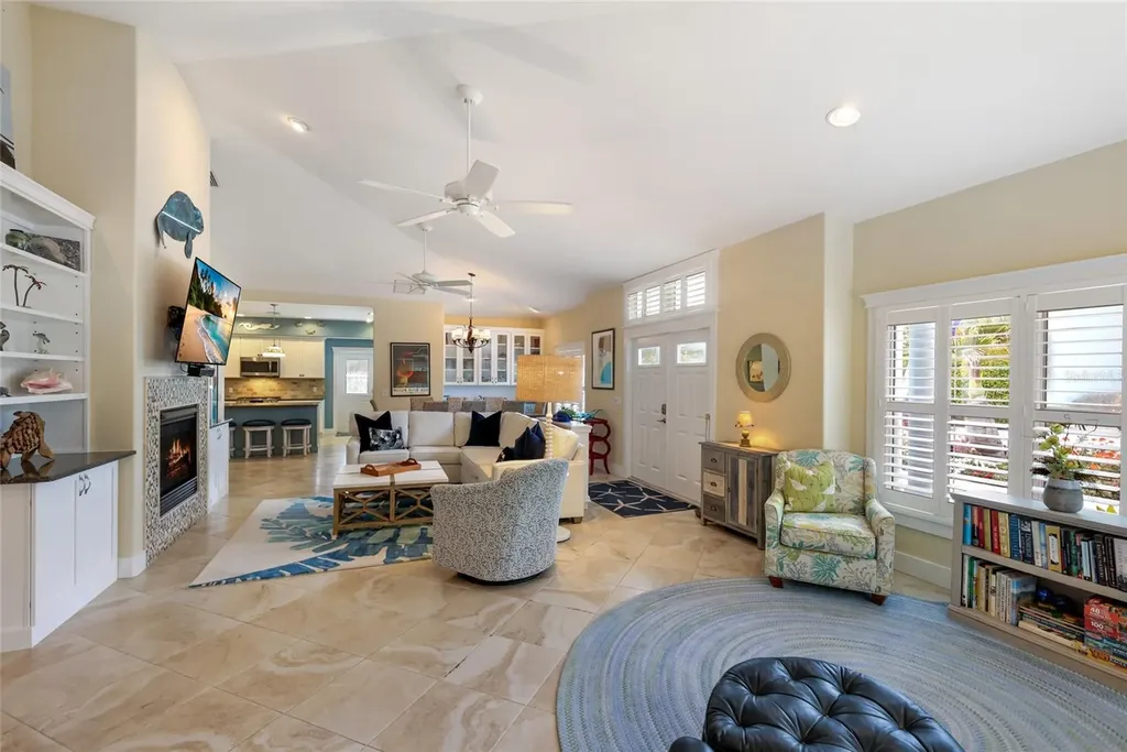 5701 Carissa Street Holmes Beach FL 34217