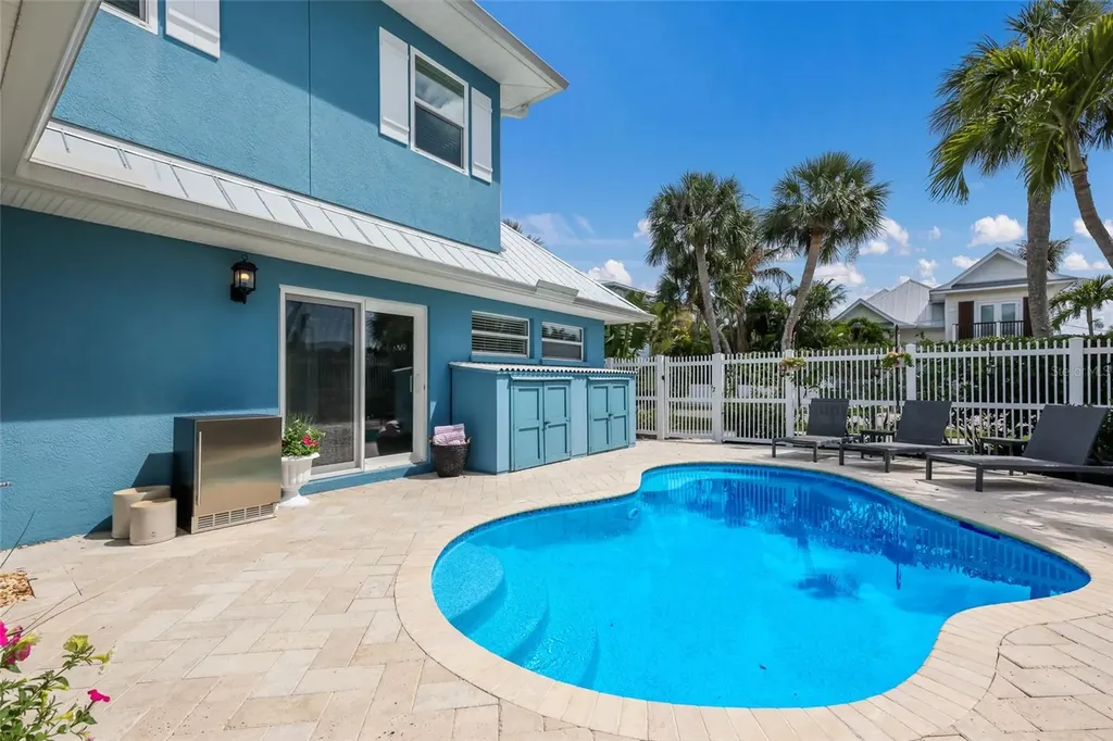 5701 Carissa Street Holmes Beach FL 34217