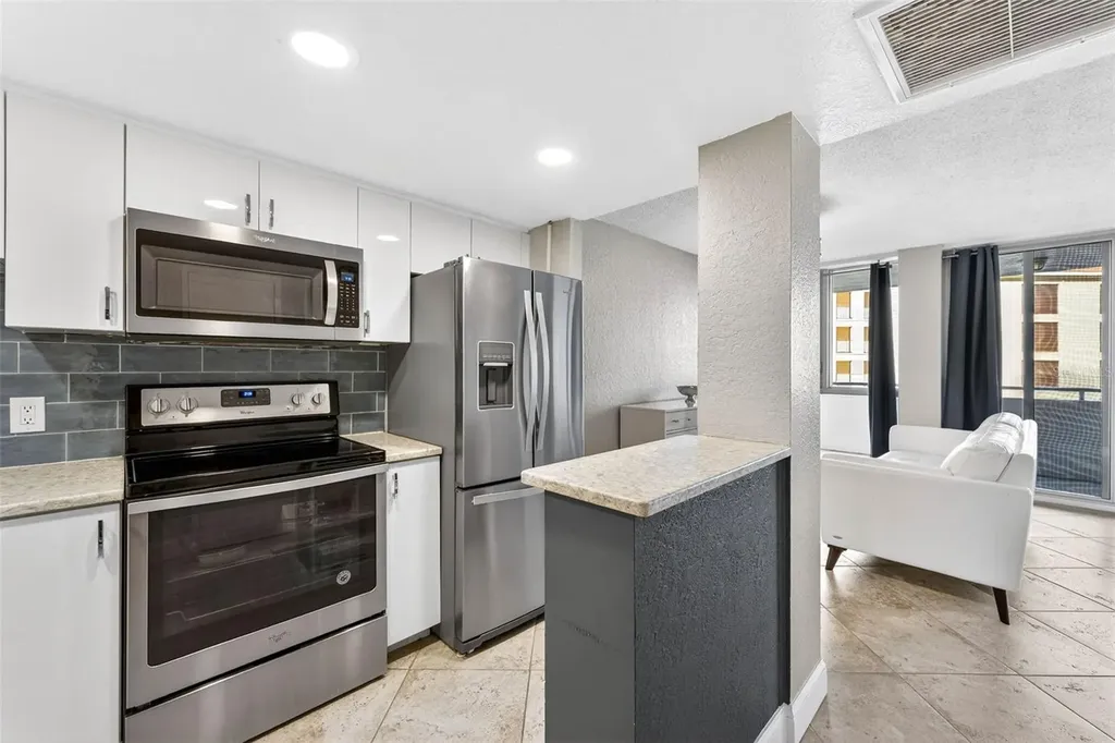 470 3rd Street S St Petersburg FL 33701