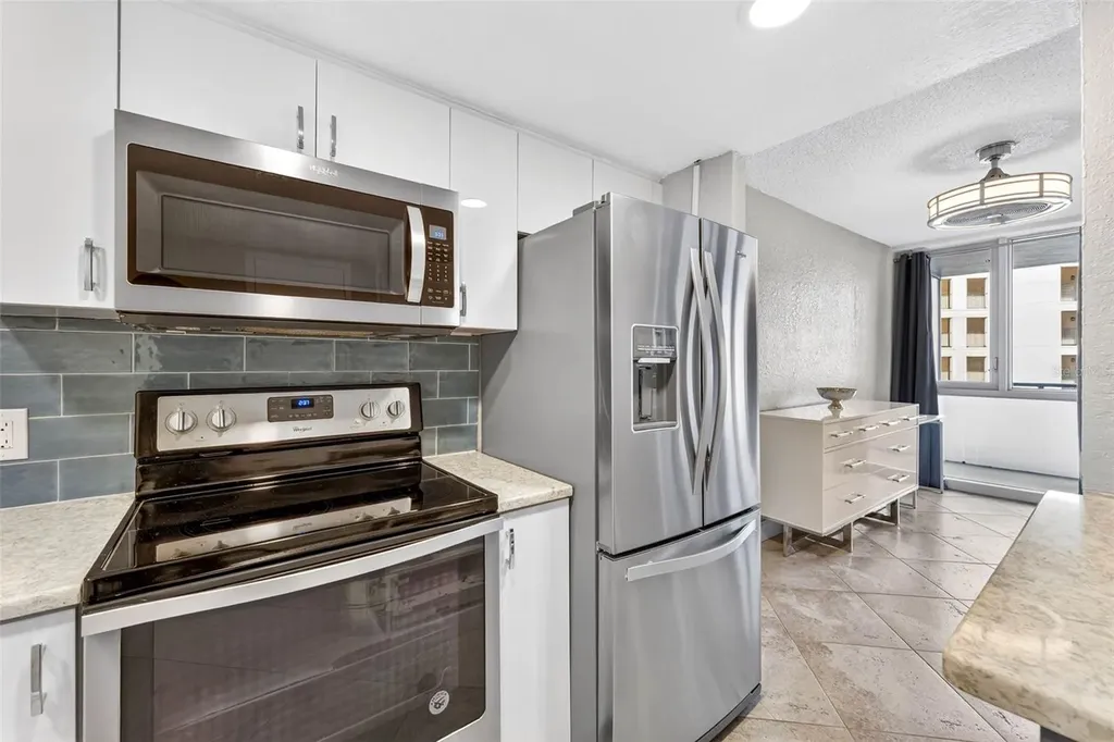 470 3rd Street S St Petersburg FL 33701