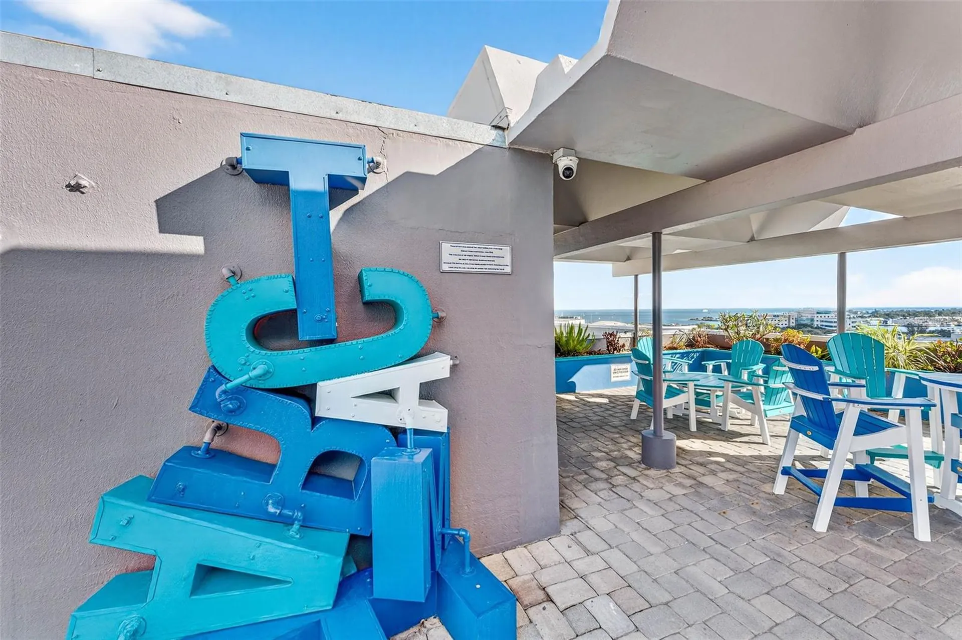 470 3rd Street S St Petersburg FL 33701