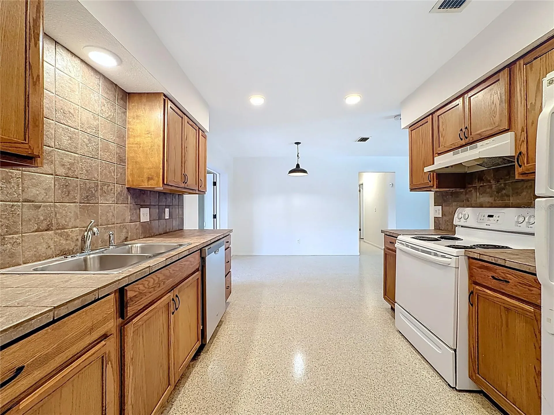 5803 21st Street W Bradenton FL 34207