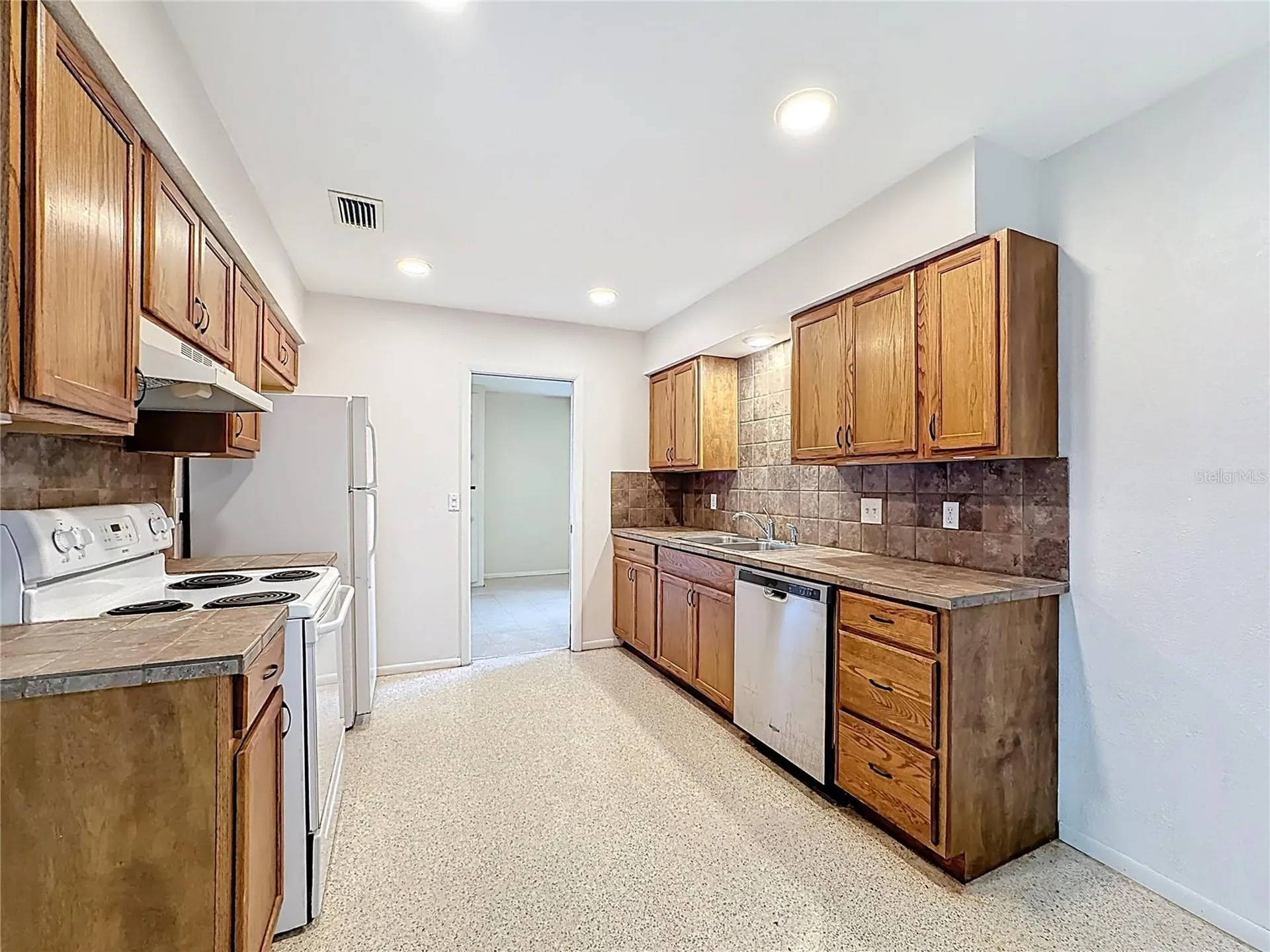 5803 21st Street W Bradenton FL 34207