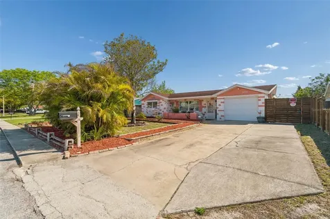 10804 Manchester Road Port Richey FL 34668