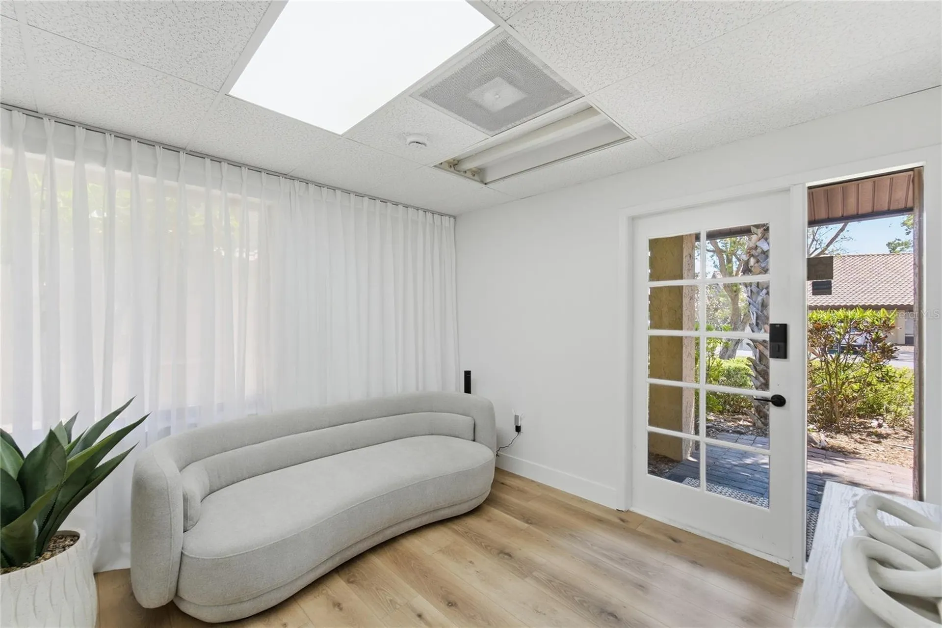 7029 S Tamiami Trail Sarasota FL 34231