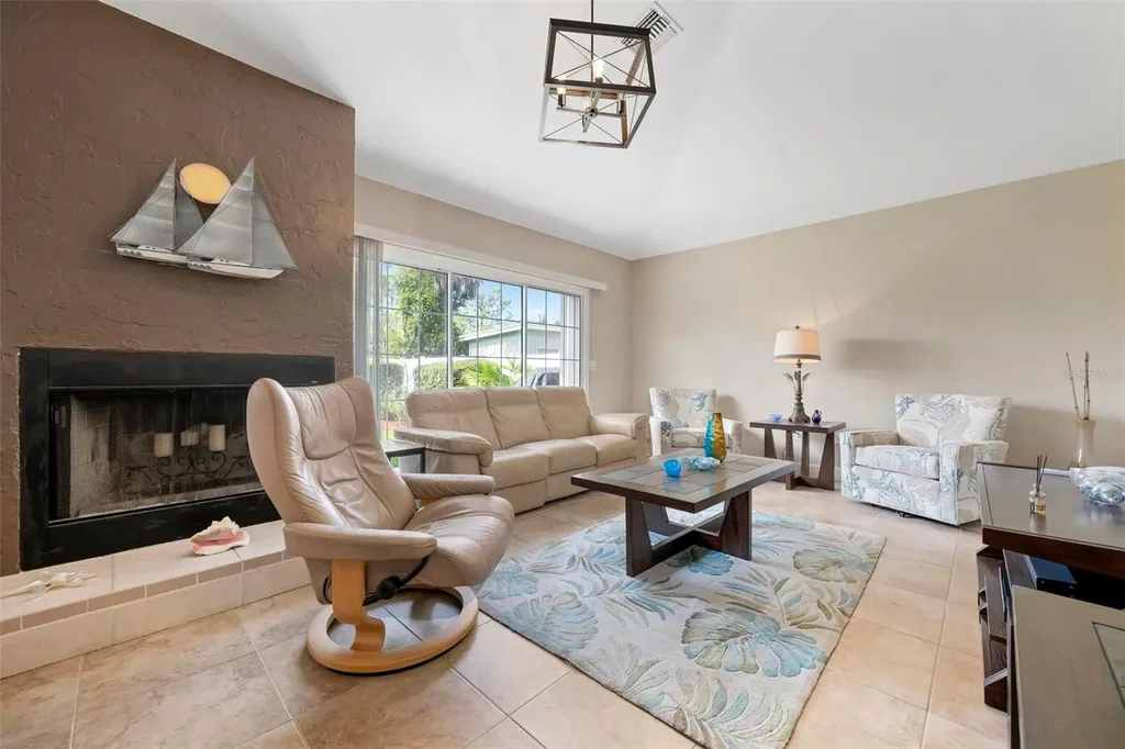 104 Alba Street W Venice FL 34285