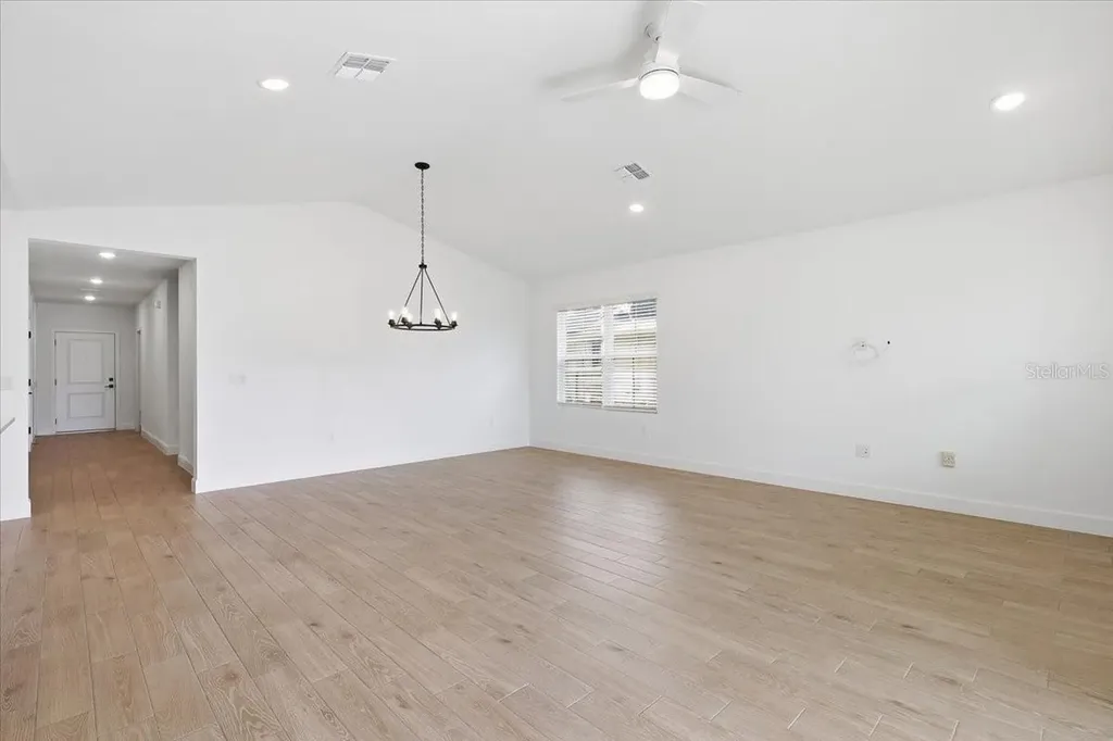 20 Ludlow Lane W Palm Coast FL 32137