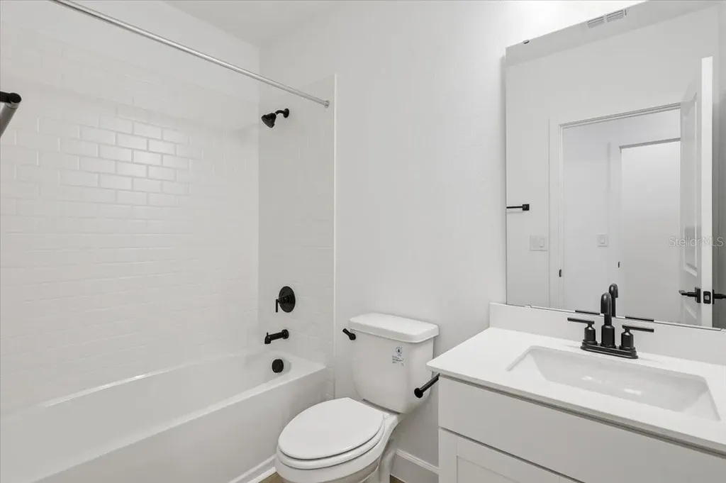20 Ludlow Lane W Palm Coast FL 32137