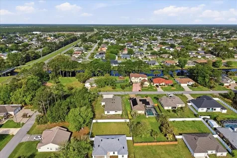 20 Ludlow Lane W Palm Coast FL 32137
