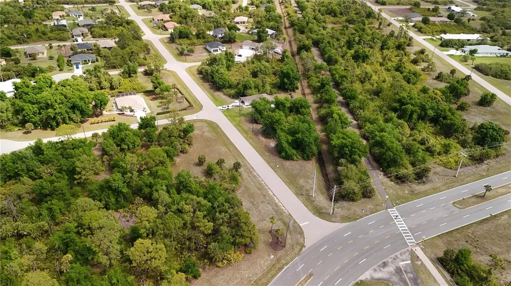 101 Antilla Drive Rotonda West FL 33947