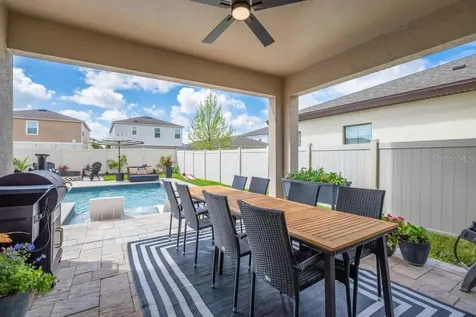 14613 Red Castle Avenue Lithia FL 33547