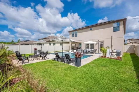 14613 Red Castle Avenue Lithia FL 33547