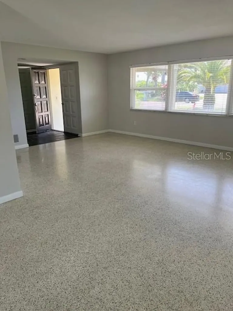 1910 Bayshore Drive Belleair Beach FL 33786