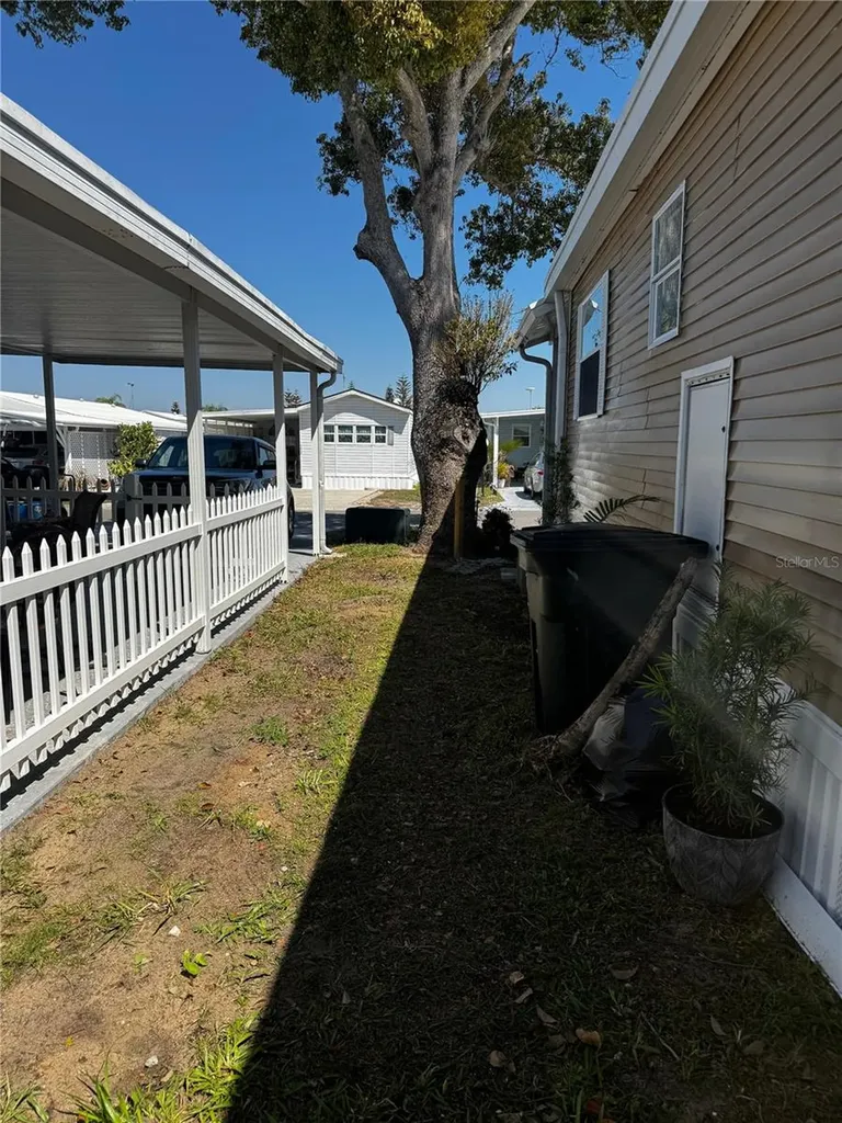 123 Pansy Street Davenport FL 33837