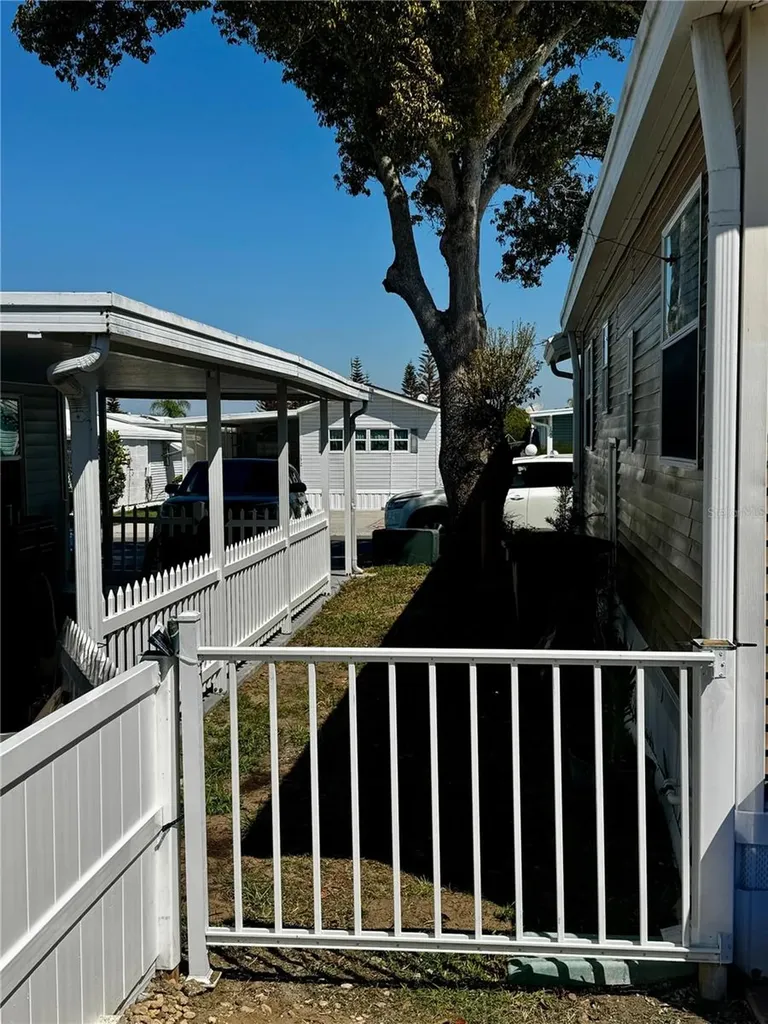 123 Pansy Street Davenport FL 33837