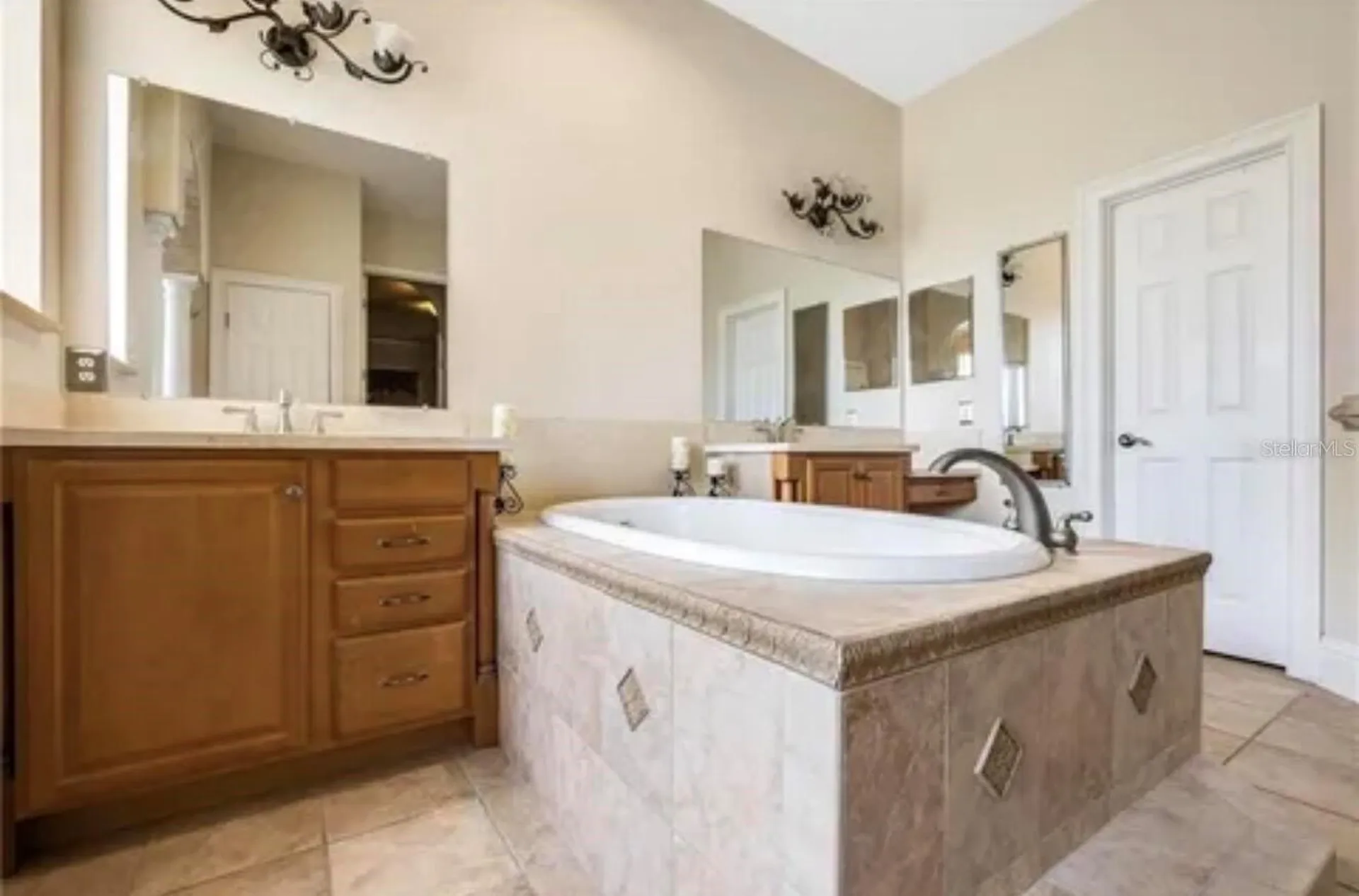 2120 Bunker View Court Kissimmee FL 34746