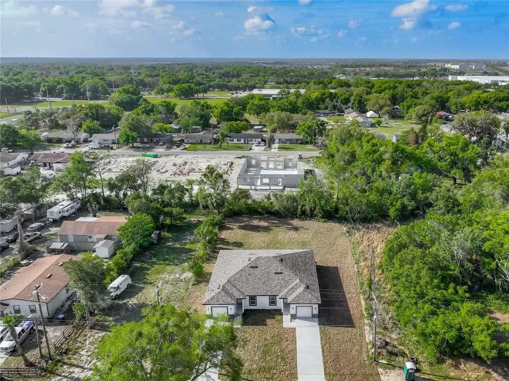 356 W 4th Street Apopka FL 32703