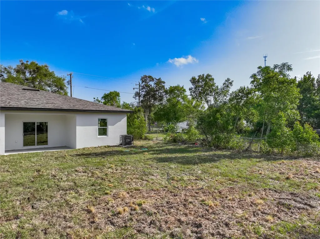 356 W 4th Street Apopka FL 32703