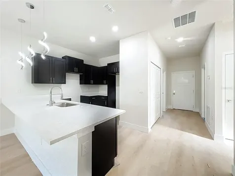 356 W 4th Street Apopka FL 32703