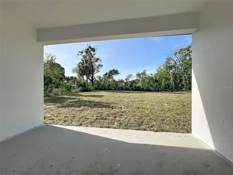 356 W 4th Street Apopka FL 32703