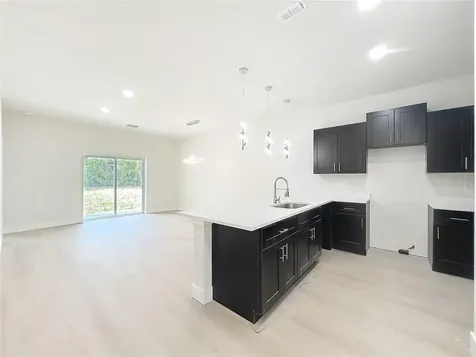 356 W 4th Street Apopka FL 32703