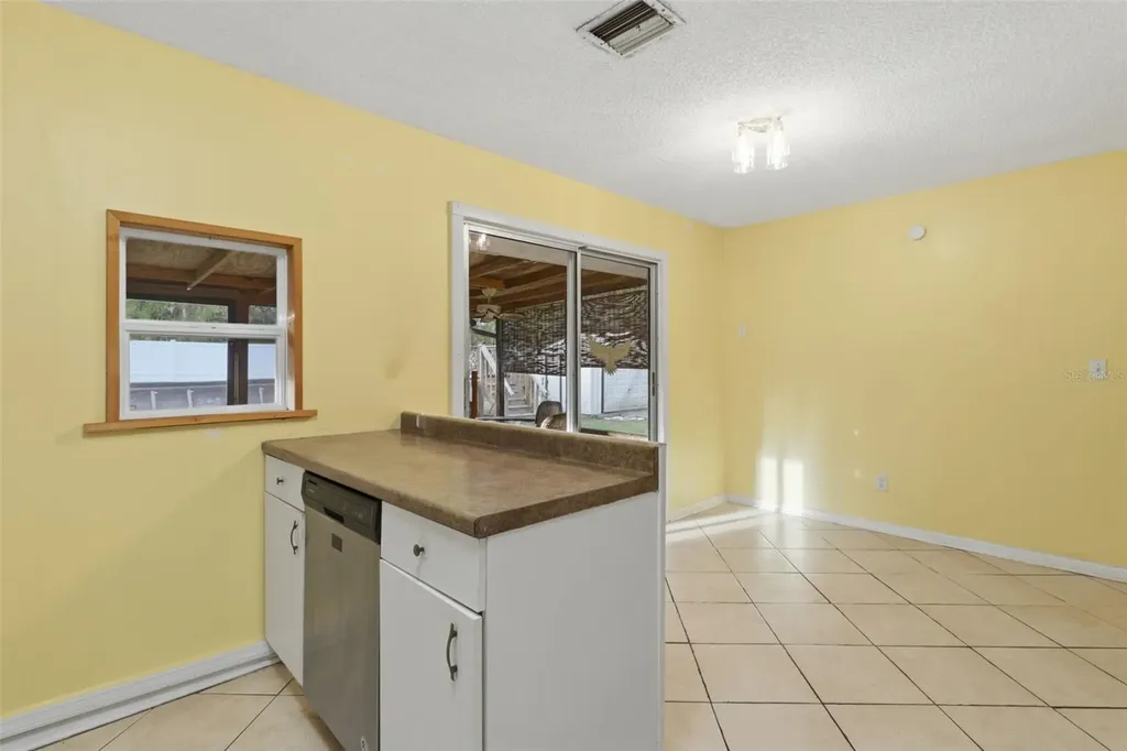 6740 W Van Buren Drive Homosassa FL 34448
