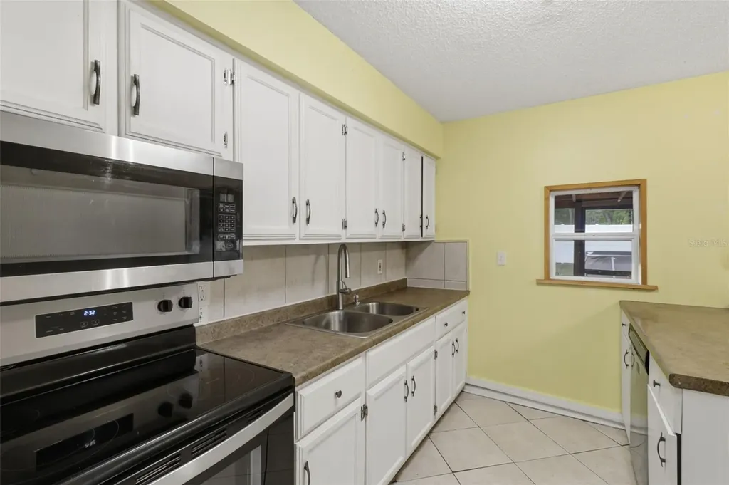6740 W Van Buren Drive Homosassa FL 34448