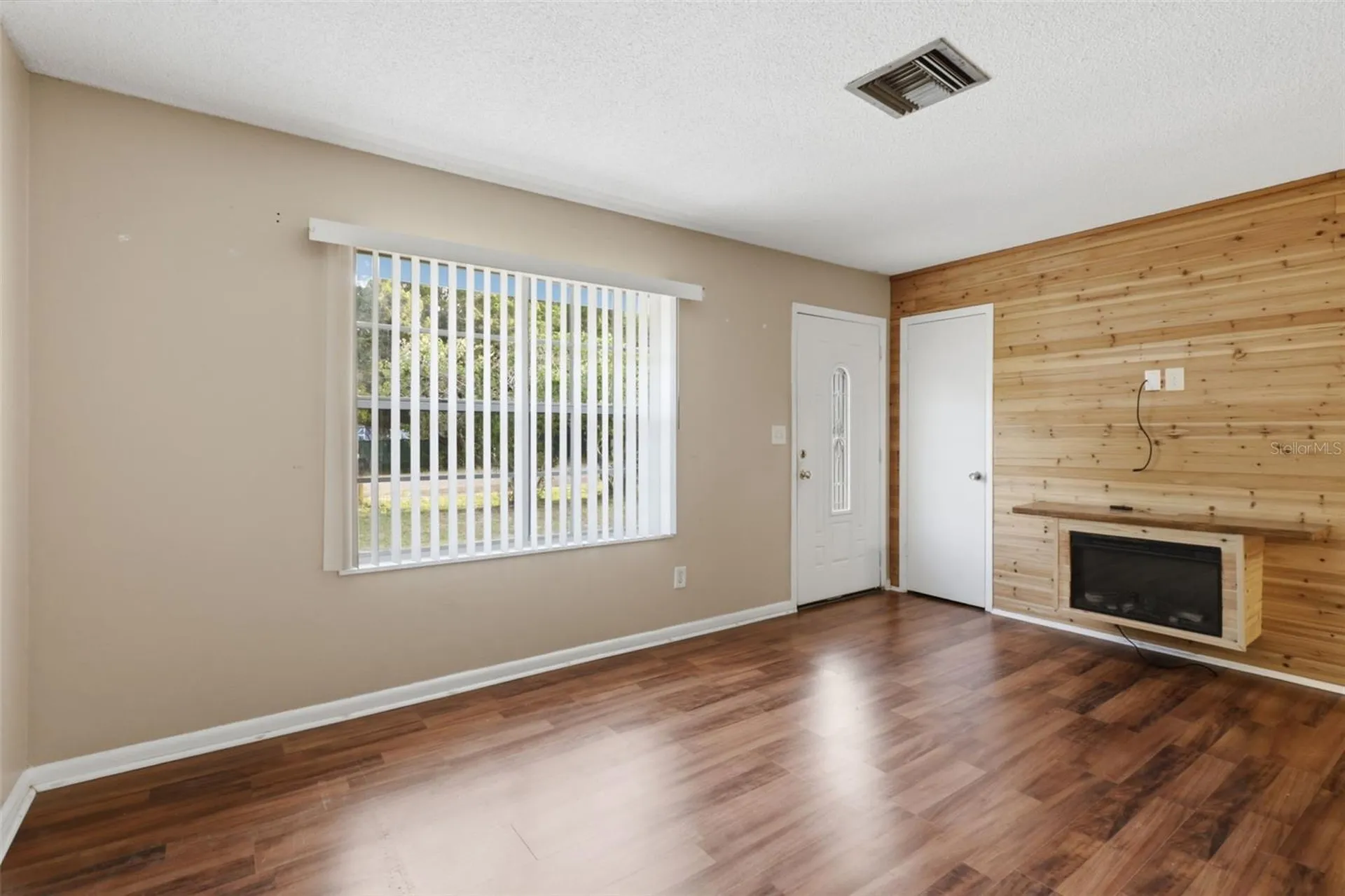 6740 W Van Buren Drive Homosassa FL 34448