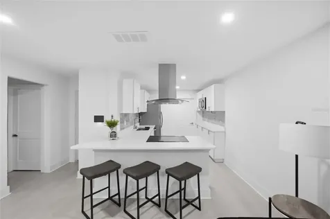 5809 N 17th Street Tampa FL 33610
