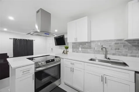 5809 N 17th Street Tampa FL 33610