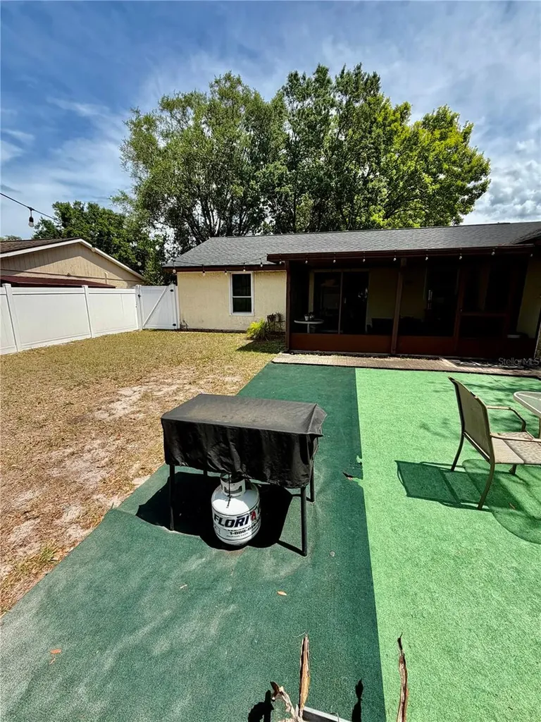 15116 Trail Creek Place Tampa FL 33625