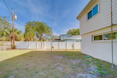 14984 Newport Road Clearwater FL 33764