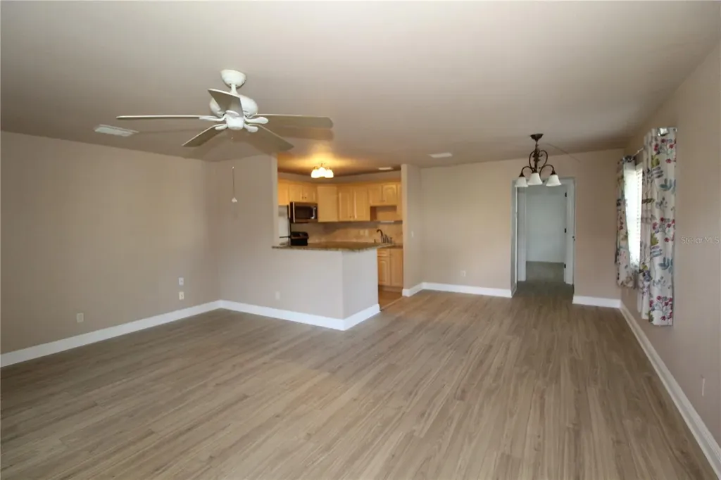 2202 Clubhouse Drive Sun City Center FL 33573