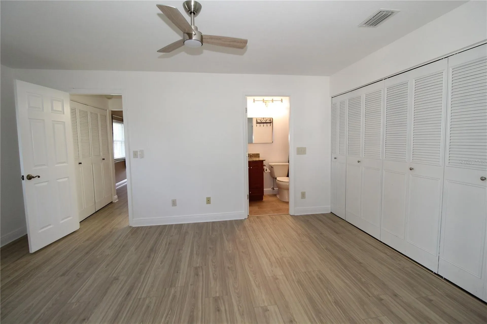 2202 Clubhouse Drive Sun City Center FL 33573