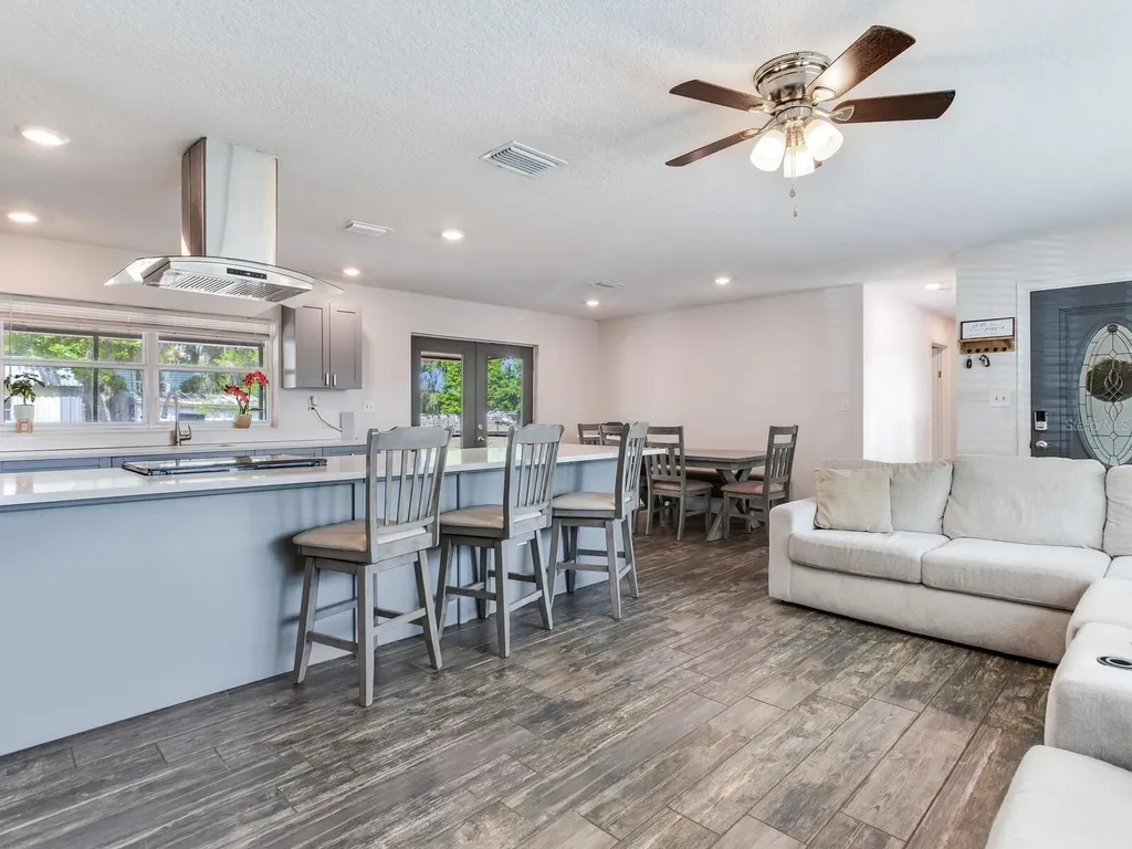9819 Allen Road Lithia FL 33547