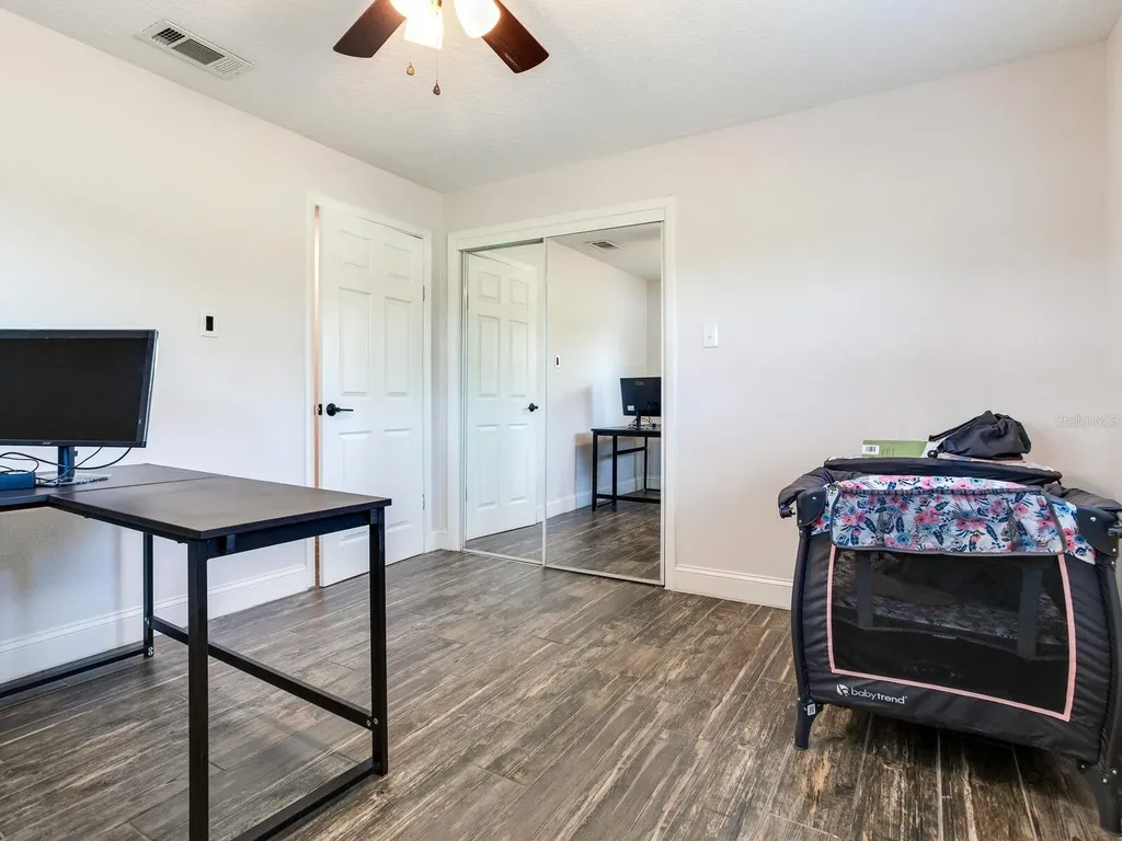 9819 Allen Road Lithia FL 33547