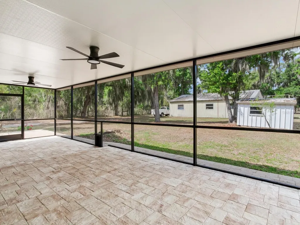 9819 Allen Road Lithia FL 33547