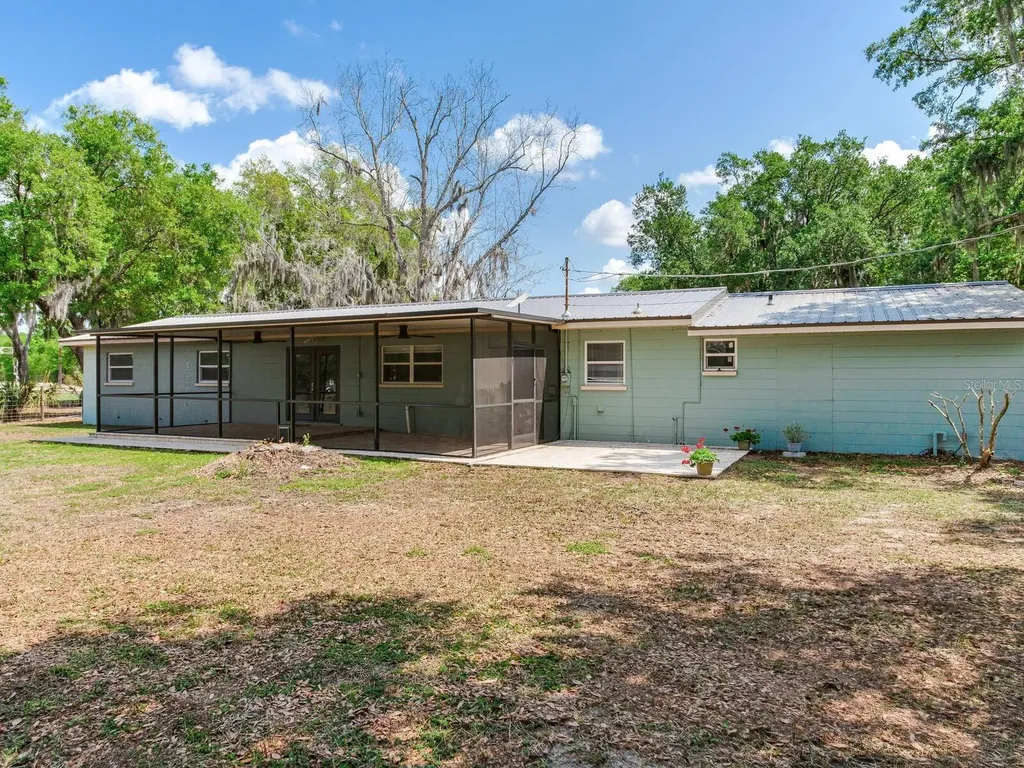9819 Allen Road Lithia FL 33547