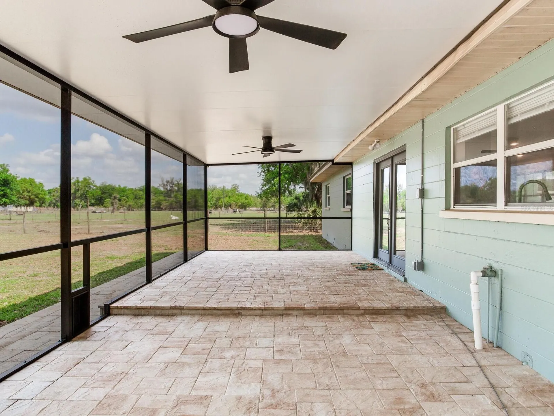 9819 Allen Road Lithia FL 33547